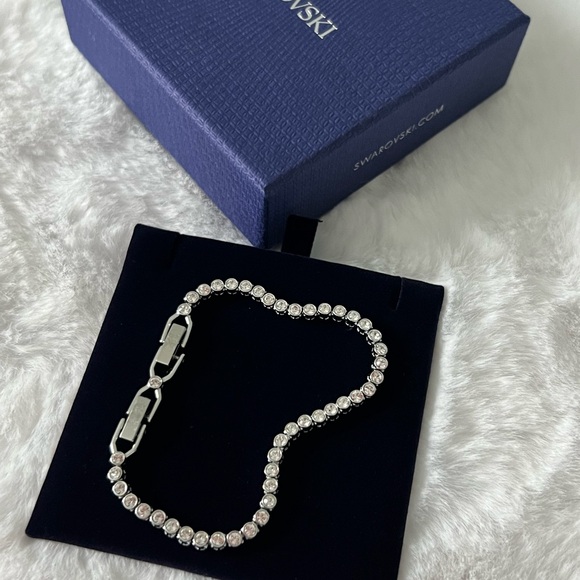 Swarovski Tennis Bracelet - Picture 10 of 12